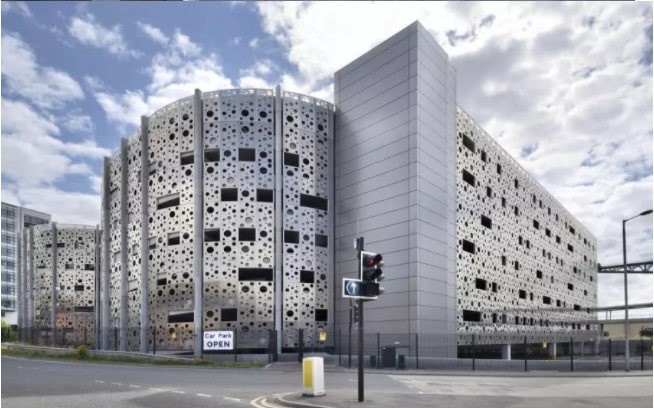 Features of art-shaped perforated aluminum veneer for curtain wall